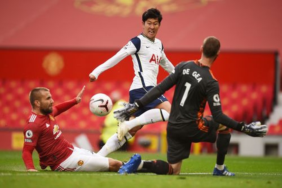 Những khoảnh khắc Man Utd bị Tottenham chà đạp tại Old Trafford - 8 Những khoảnh khắc Man Utd bị Tottenham chà đạp tại Old Trafford - 8