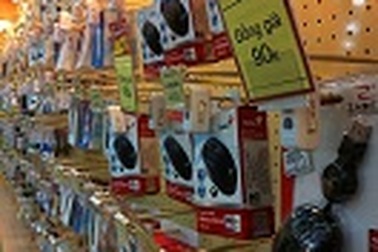 Phụ kiện công nghệ xịn giá thấp nhất thị trường “đắt hàng”