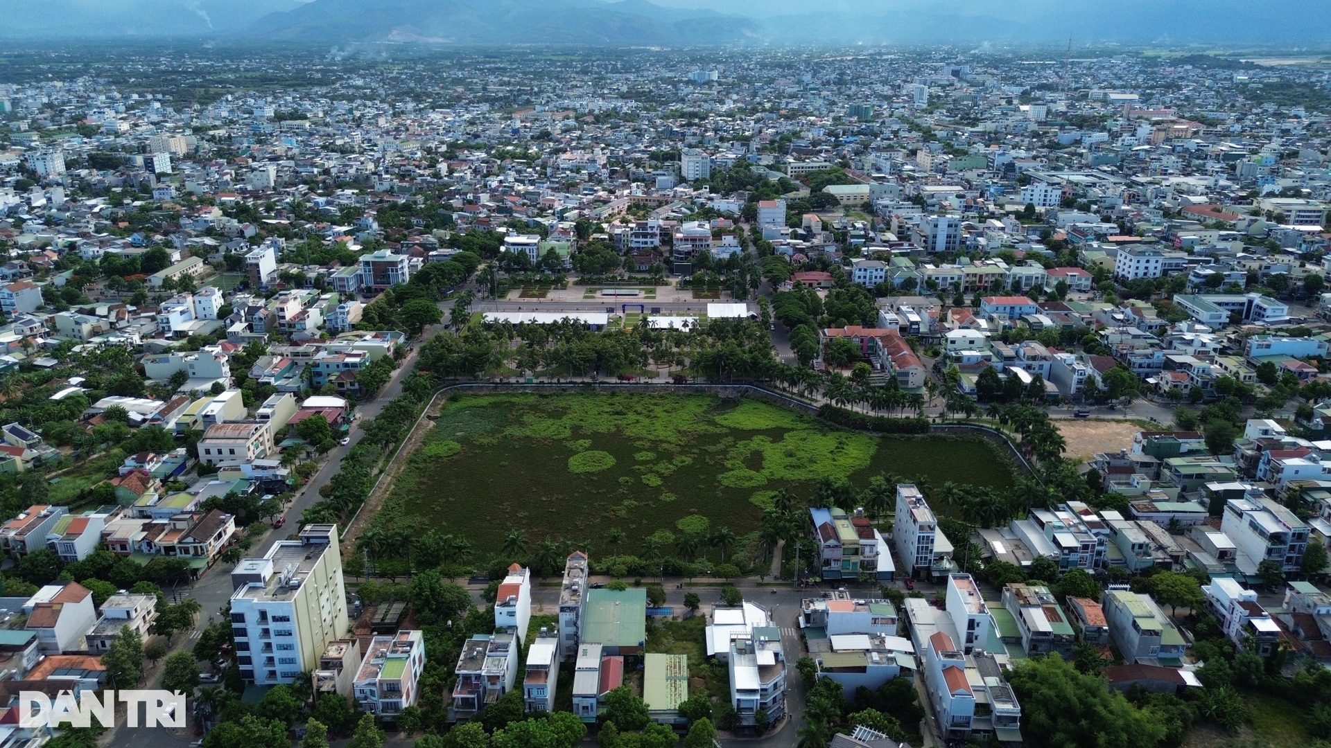 Nỗi ám ảnh sống bên 2 túi nước thải ở trung tâm TP Quảng Ngãi - 1 Nỗi ám ảnh sống bên 2 túi nước thải ở trung tâm TP Quảng Ngãi - 1