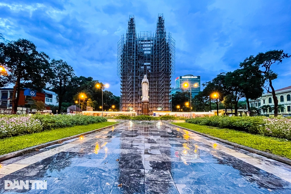 Bí thư TPHCM lý giải vì sao thành phố cần thêm 2 tuần để kiểm soát dịch - 1 Bí thư TPHCM lý giải vì sao thành phố cần thêm 2 tuần để kiểm soát dịch - 1