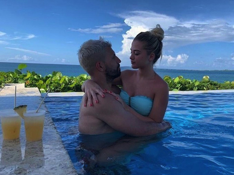Mê mẩn với sắc vóc quyến rũ của bạn gái Sergio Aguero - 4 Mê mẩn với sắc vóc quyến rũ của bạn gái Sergio Aguero - 4
