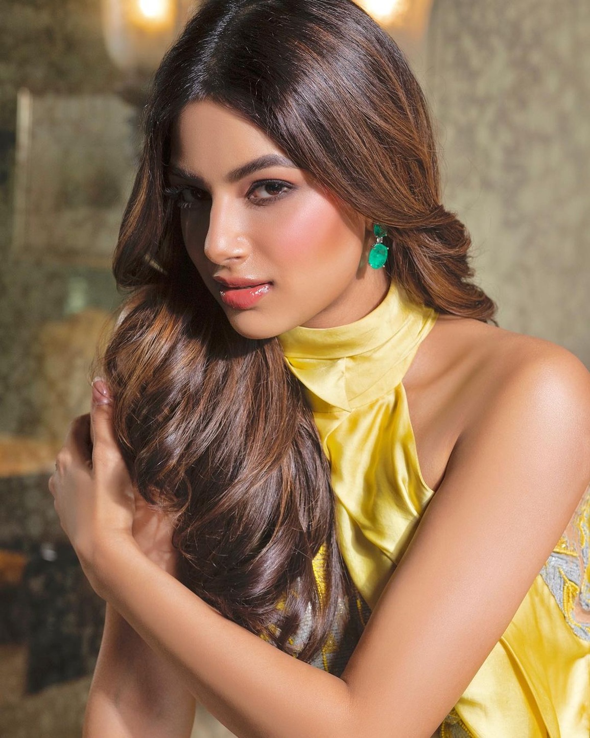 Nhan sắc mẹ ruột Hoa hậu Hoàn vũ 2021 khiến fan ngưỡng mộ - 4