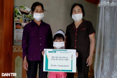 Gần 80 triệu đồng đến với bé gái 5 tuổi mồ côi cả cha lẫn mẹ