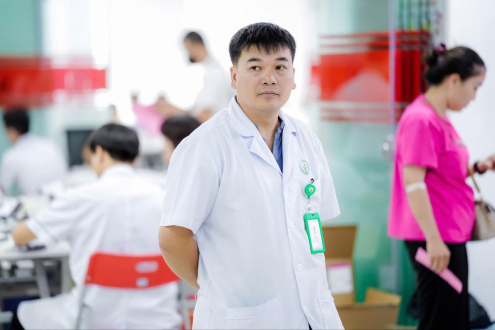 Bệnh viện Hữu Nghị Việt Đức tiếp nhận hàng nghìn đơn vị máu từ chương trình Trái tim Thiên Khôi - 2 Bệnh viện Hữu Nghị Việt Đức tiếp nhận hàng nghìn đơn vị máu từ chương trình Trái tim Thiên Khôi - 2