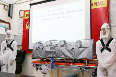 PGS. Phan Trung Nghĩa: Covid-19 rọi ánh sáng vào "vùng tối kiến thức"