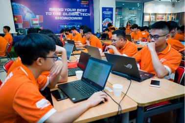FPT Aptech áp đảo quân số tại cuộc thi công nghệ toàn cầu mừng 25 năm thành lập