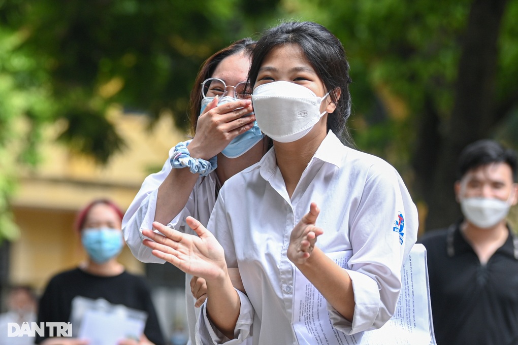 TPHCM dự kiến tuyển bổ sung lớp 10, cơ hội cho 5.000 thí sinh vào công lập - 1 TPHCM dự kiến tuyển bổ sung lớp 10, cơ hội cho 5.000 thí sinh vào công lập - 1