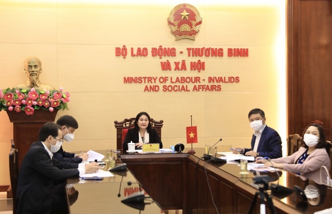Thứ trưởng Bộ LĐ-TB&XH Nguyễn Thị Hà đại diện cho Việt Nam cùng tham dự Đối thoại .