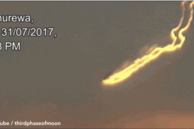 Quầng lửa bí ẩn trên bầu trời New Zealand