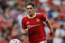 Bất ngờ với cái tên rời khỏi Man Utd sau sự xuất hiện của C.Ronaldo