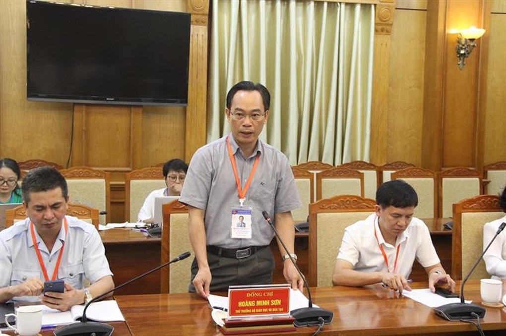 Chấm thi tốt nghiệp THPT 2022: Những bài điểm thi cao sẽ chấm kiểm tra - 4 Chấm thi tốt nghiệp THPT 2022: Những bài điểm thi cao sẽ chấm kiểm tra - 4