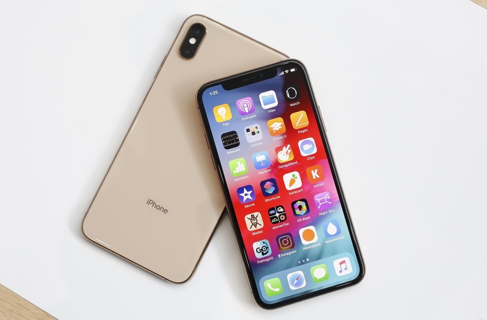 Những mẫu smartphone cao cấp và cận cao cấp đang giảm giá tiền triệu - 4 Những mẫu smartphone cao cấp và cận cao cấp đang giảm giá tiền triệu - 4