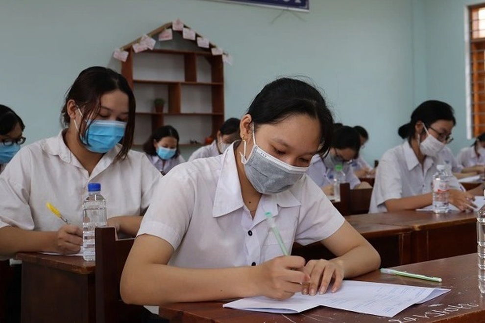 Thi tốt nghiệp đợt 2: Sự lãng mạn của bài thơ Tây Tiến vào đề thi Ngữ văn - 4 Thi tốt nghiệp đợt 2: Sự lãng mạn của bài thơ Tây Tiến vào đề thi Ngữ văn - 4