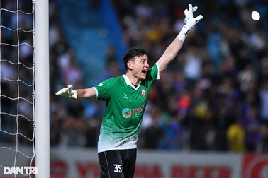 Đặng Văn Lâm và áp lực từ sự cạnh tranh của Filip Nguyễn