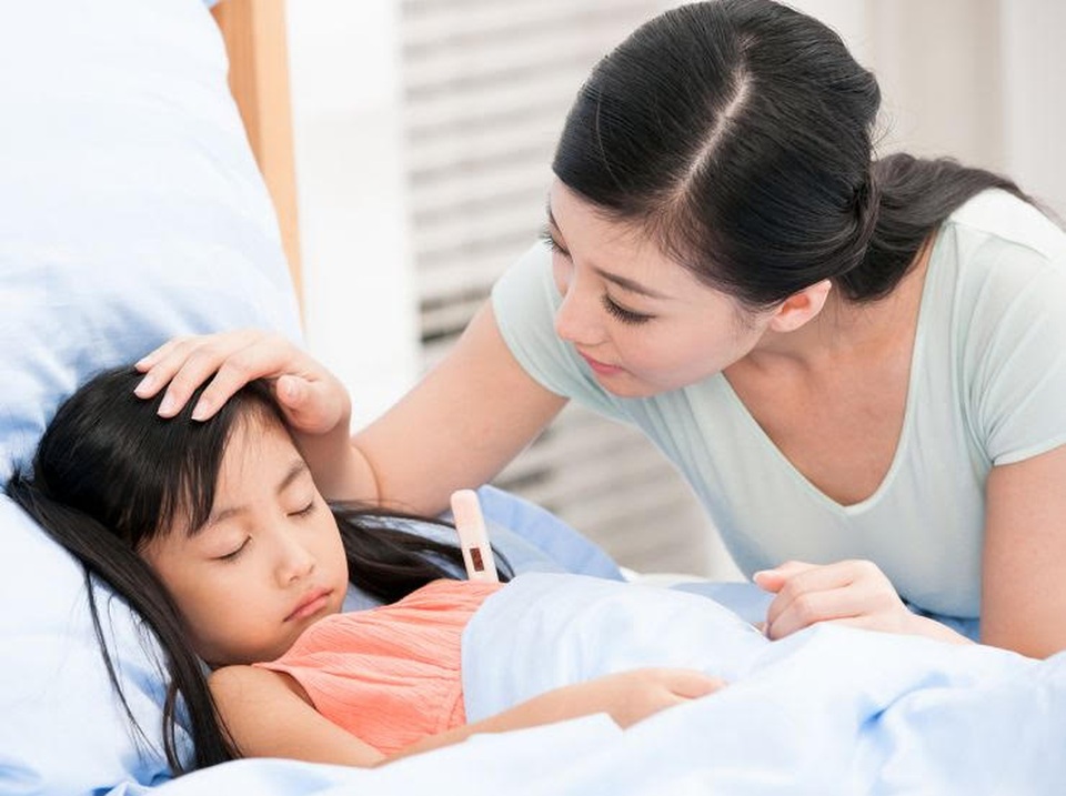 Từ ám ảnh con sốt đến thói quen của mẹ phòng bệnh mùa lạnh - 1 Từ ám ảnh con sốt đến thói quen của mẹ phòng bệnh mùa lạnh - 1