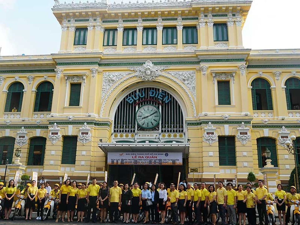 Không đi làm ở công ty vẫn nhận lương hưu - 1 Không đi làm ở công ty vẫn nhận lương hưu - 1