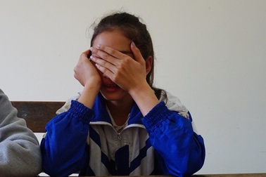 “24 học sinh mồ côi cả cha lẫn mẹ hoặc cả hai đang đi tù!”