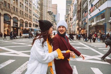 Theo chân Đông Nhi và Ông Cao Thắng khám phá nước Mỹ