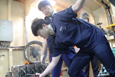 Đại diện nhà cung cấp máy Mitsubishi cam kết thay máy mới chính hãng