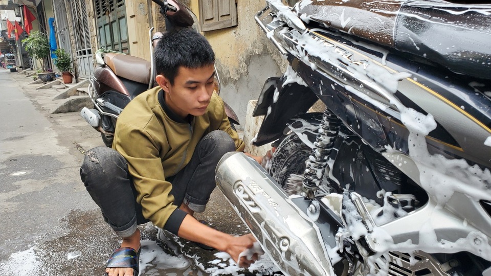 Lao động ngoại tỉnh: Những lát cắt không thể thiếu nơi phố thị - 3 Lao động ngoại tỉnh: Những lát cắt không thể thiếu nơi phố thị - 3