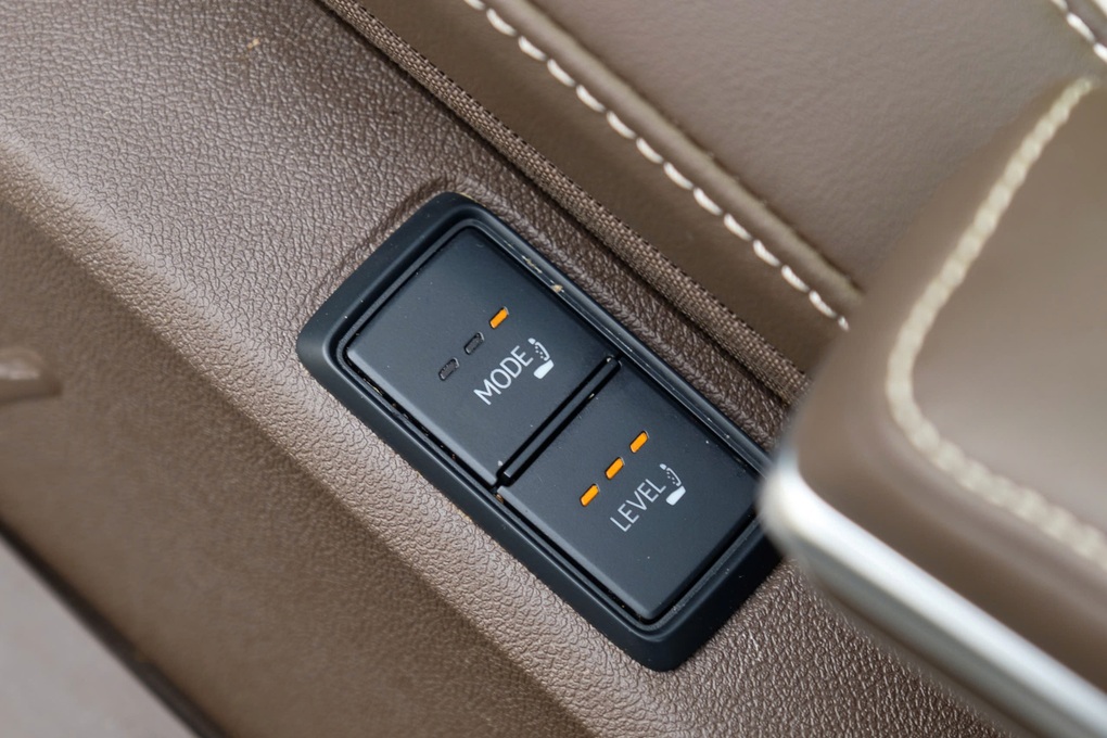 Trải nghiệm Volkswagen Viloran: Khi mọi thiết kế đều hướng tới sự hưởng thụ - 5 Trải nghiệm Volkswagen Viloran: Khi mọi thiết kế đều hướng tới sự hưởng thụ - 5