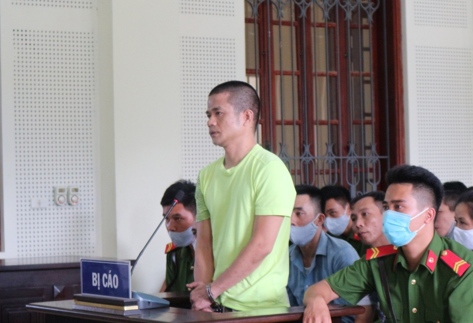 Trùm ma túy trốn truy nã ôm lựu đạn cố thủ khi công an vây bắt - 1 Trùm ma túy trốn truy nã ôm lựu đạn cố thủ khi công an vây bắt - 1