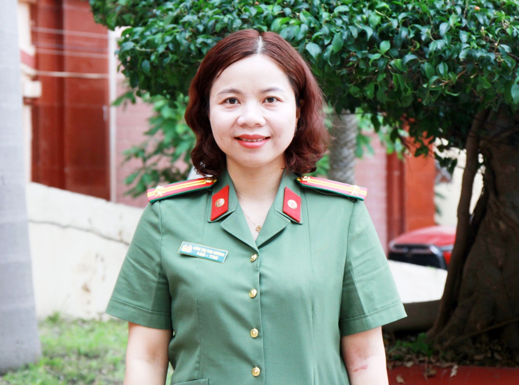 Phụ nữ Công an tỉnh Bắc Giang: Học và làm theo Bác mỗi ngày - 1 Phụ nữ Công an tỉnh Bắc Giang: Học và làm theo Bác mỗi ngày - 1