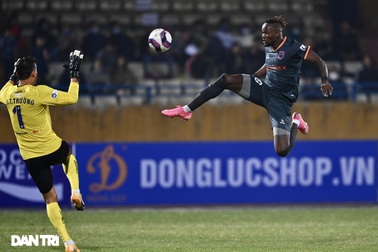 Những khoảnh khắc CLB Hà Nội thua trận thứ hai liên tiếp ở V-League