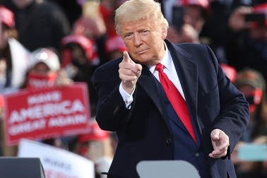 Trump định tái tranh cử năm 2024, đảng Cộng hòa rơi vào thế "tiến thoái lưỡng nan"