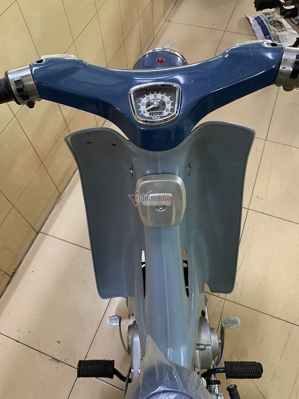 Hàng hiếm Honda Cub C100 đời 1960 chưa đổ xăng giá 600 triệu đồng - 3 Hàng hiếm Honda Cub C100 đời 1960 chưa đổ xăng giá 600 triệu đồng - 3