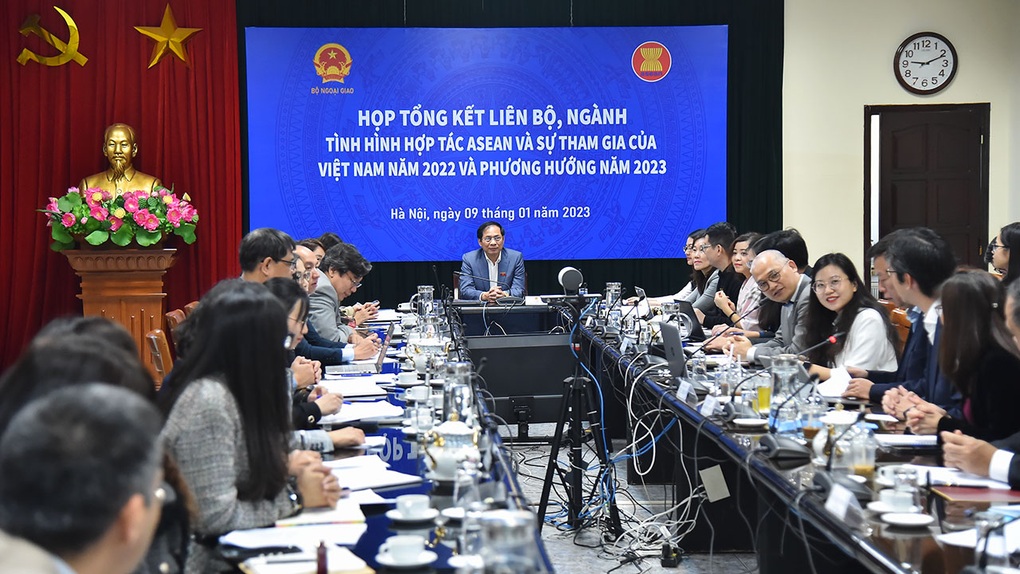 Tiếp tục khẳng định uy tín, trách nhiệm của Việt Nam trong ASEAN - 1 Tiếp tục khẳng định uy tín, trách nhiệm của Việt Nam trong ASEAN - 1