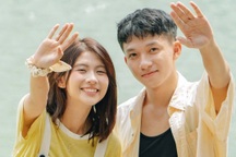 Ngân và Viễn "Cách em 1 milimet" hẹn ăn trưa, nhắn tin ngay sau thử vai