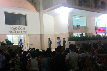 Nhảy từ tầng 4 chung cư, một phụ nữ tử vong