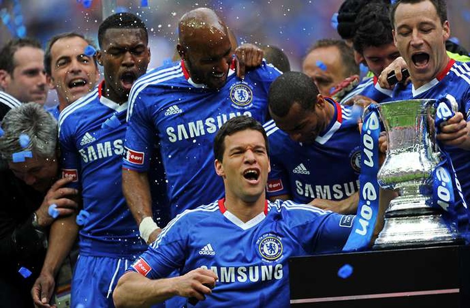 10 vụ chuyển nhượng miễn phí thành công nhất lịch sử Premier League - 5