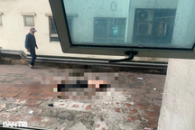 Người đàn ông nhảy từ tầng 41 chung cư ở Linh Đàm xuống đất tử vong