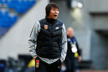 Báo Trung Quốc: "Bóng đá Trung Quốc sẽ có tương lai tươi sáng"