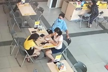 Vụ bé gái mất tích cùng người đàn ông lạ: "Hỏi gì con cũng chỉ khóc!"