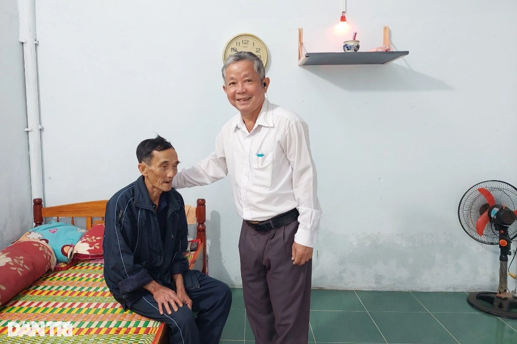 Bạn đọc Dân trí giúp người đàn ông ruột để ngoài da có nhà mới đón Tết - 5 Bạn đọc Dân trí giúp người đàn ông ruột để ngoài da có nhà mới đón Tết - 5