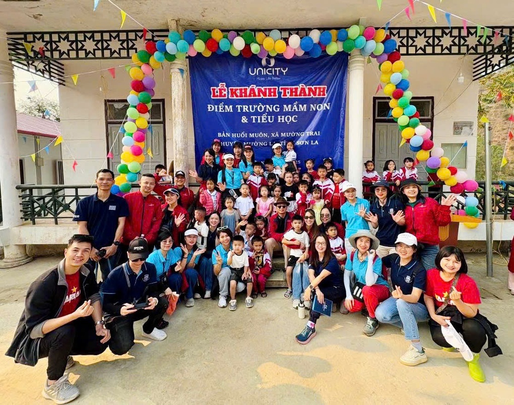 Khánh thành điểm trường tại Sơn La do Unicity Marketing Việt Nam tài trợ - 5 Khánh thành điểm trường tại Sơn La do Unicity Marketing Việt Nam tài trợ - 5