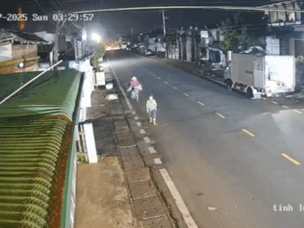 Gây tai nạn rồi bỏ chạy, người phụ nữ ngỡ ngàng khi công an tìm đến tận nhà - 1 Gây tai nạn rồi bỏ chạy, người phụ nữ ngỡ ngàng khi công an tìm đến tận nhà - 1