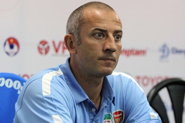 HLV Graechen Guillaume: “Thẻ đỏ của HA Gia Lai đến từ sự dồn nén!”