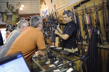 Dự luật kiểm soát súng của Obama có cơ hội lớn được thông qua