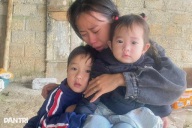 Chồng trẻ mất tích ở nước ngoài, vợ ôm 2 con thơ ngóng tin