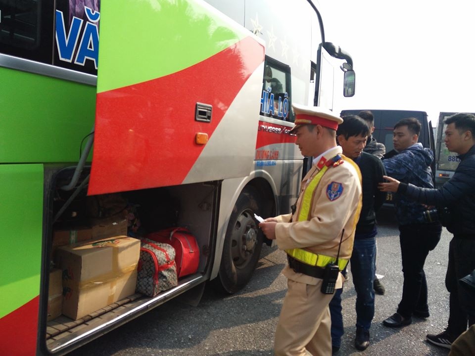 Cảnh sát triển khai máy thử ma túy mới trên các tuyến cao tốc, quốc lộ - 3