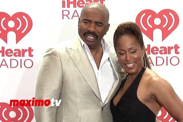 Steve Harvey dự sự kiện cùng người vợ thứ ba