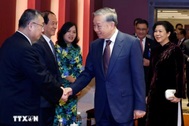 Tiếp tục "giữ lửa", không ngừng phát triển quan hệ Việt Nam - Trung Quốc