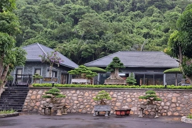 Lấn chiếm đất công xây công trình khủng, lĩnh phạt 130 triệu đồng