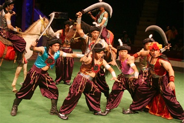 Ra mắt vở Alibaba và Đại chiến thành Bát-đa