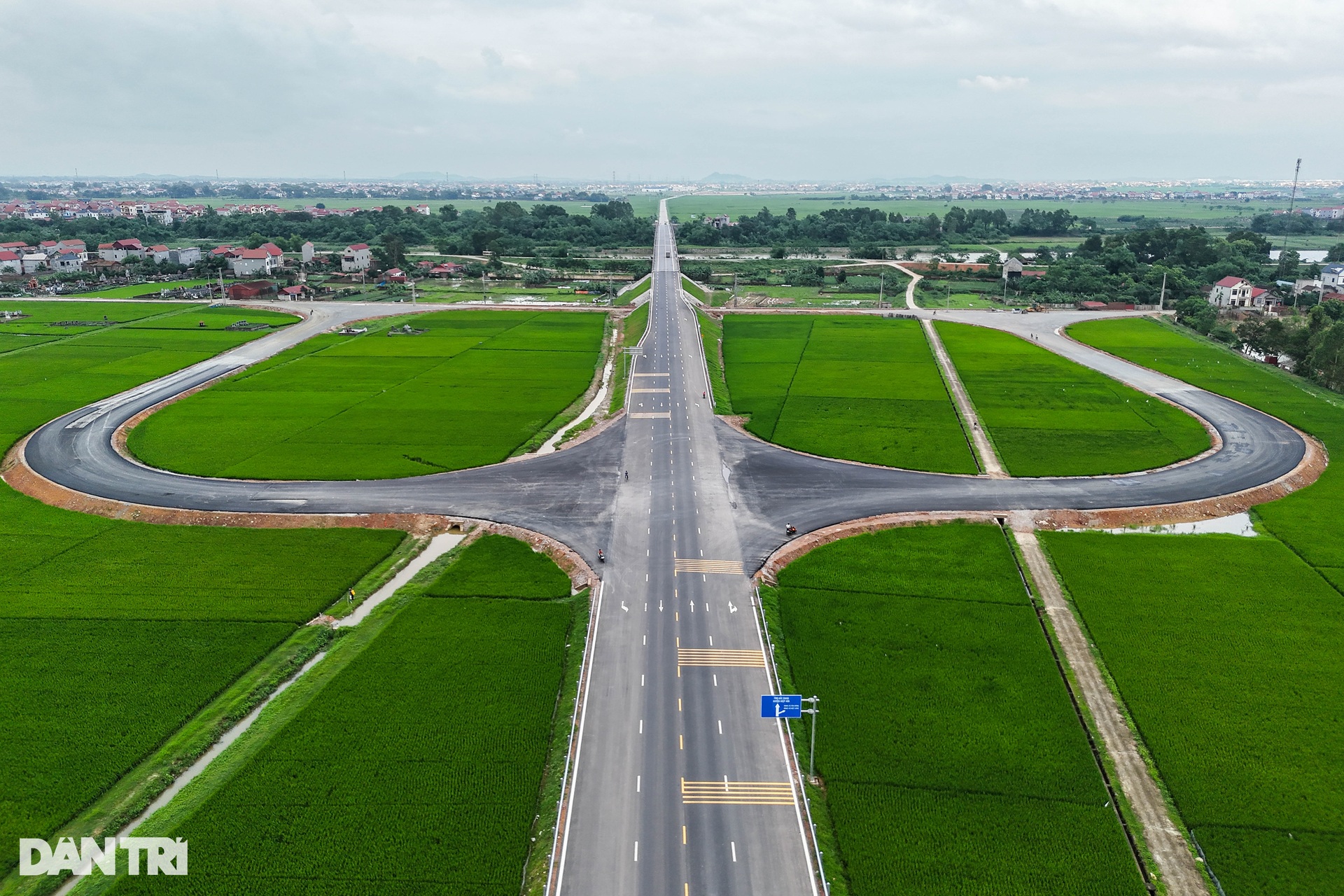 Tuyến đường dài 4,2km, trị giá gần 200 tỷ đồng kết nối Hà Nội - Bắc Giang - 2 Tuyến đường dài 4,2km, trị giá gần 200 tỷ đồng kết nối Hà Nội - Bắc Giang - 2