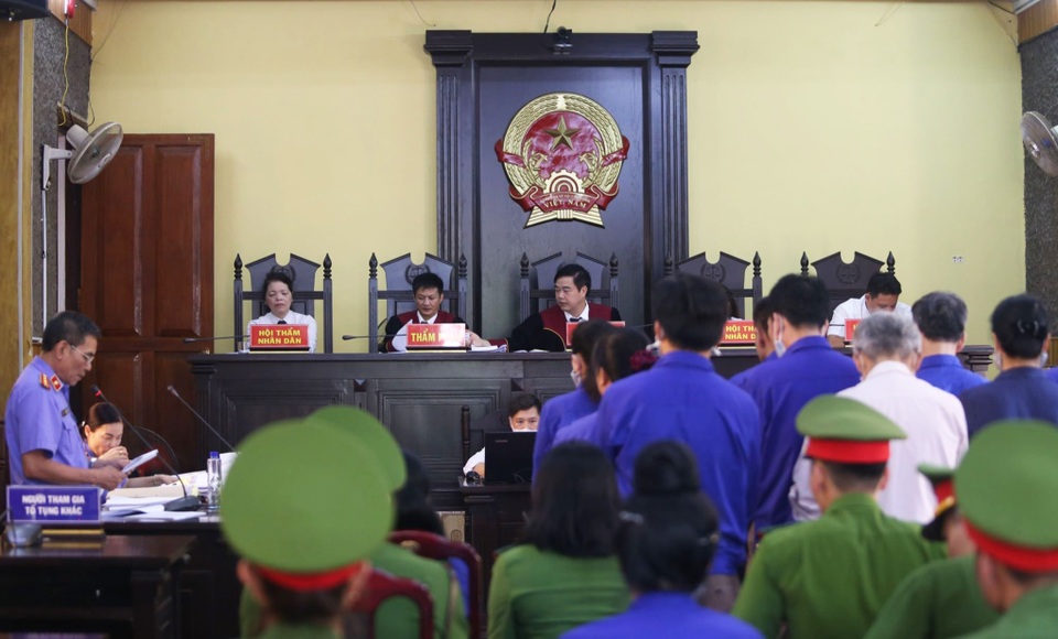 Cựu phó giám đốc Sở GDĐT Sơn La bị đề nghị 7-8 năm tù - 3 Cựu phó giám đốc Sở GDĐT Sơn La bị đề nghị 7-8 năm tù - 3